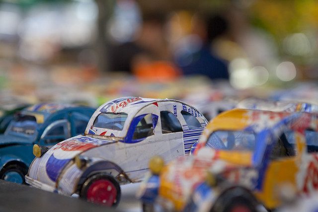 cotxes_de_llaunesjpg